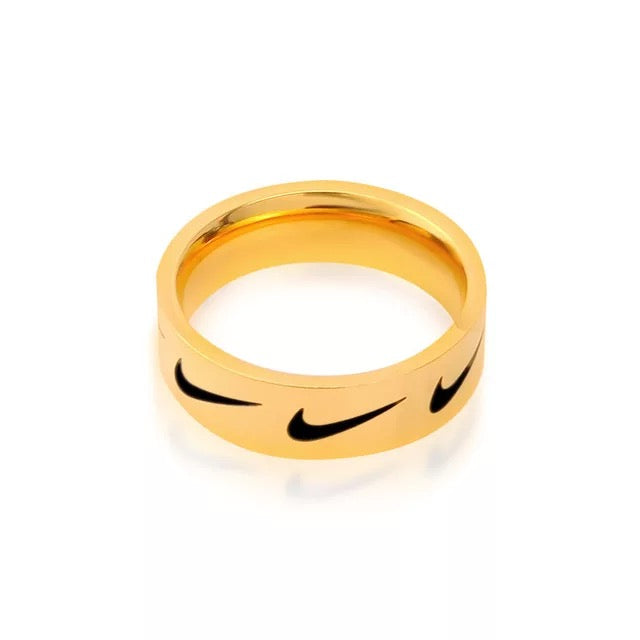 Chasing Checks Band Ring